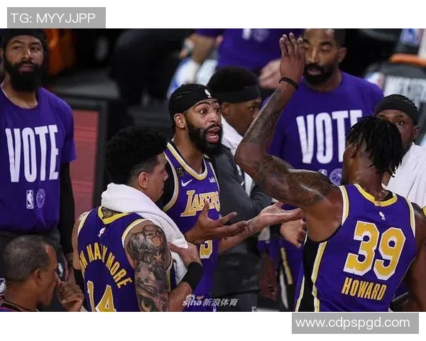 2020年10月1日热火与湖人精彩对决直播回顾与赛后分析