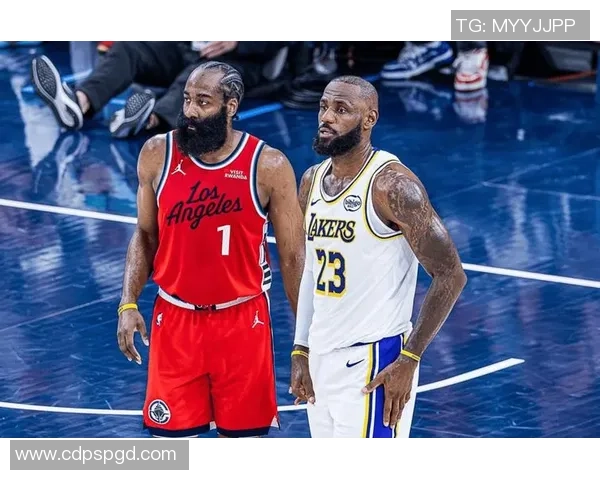 快船118-135湖人 球员点评:哈登优异,4人及格,4人崩盘 快船118-135湖人 球员点评:哈登优异,4人及格,4人崩盘